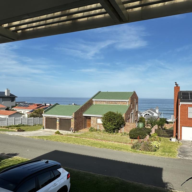 5 Bedroom Property for Sale in Reebok Western Cape